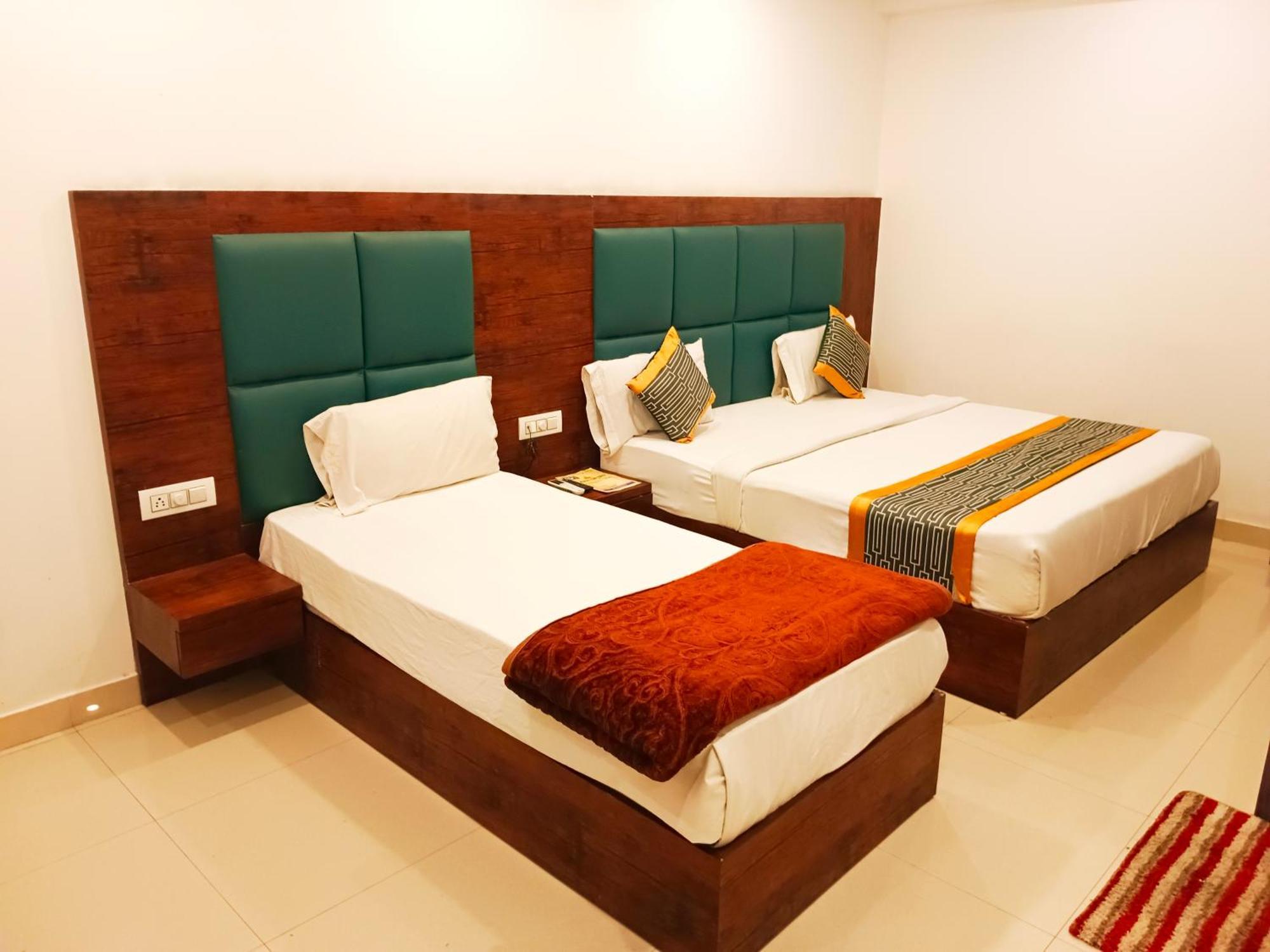 Hotel Ssd Tork Plaza Near Igi Airport Delhi