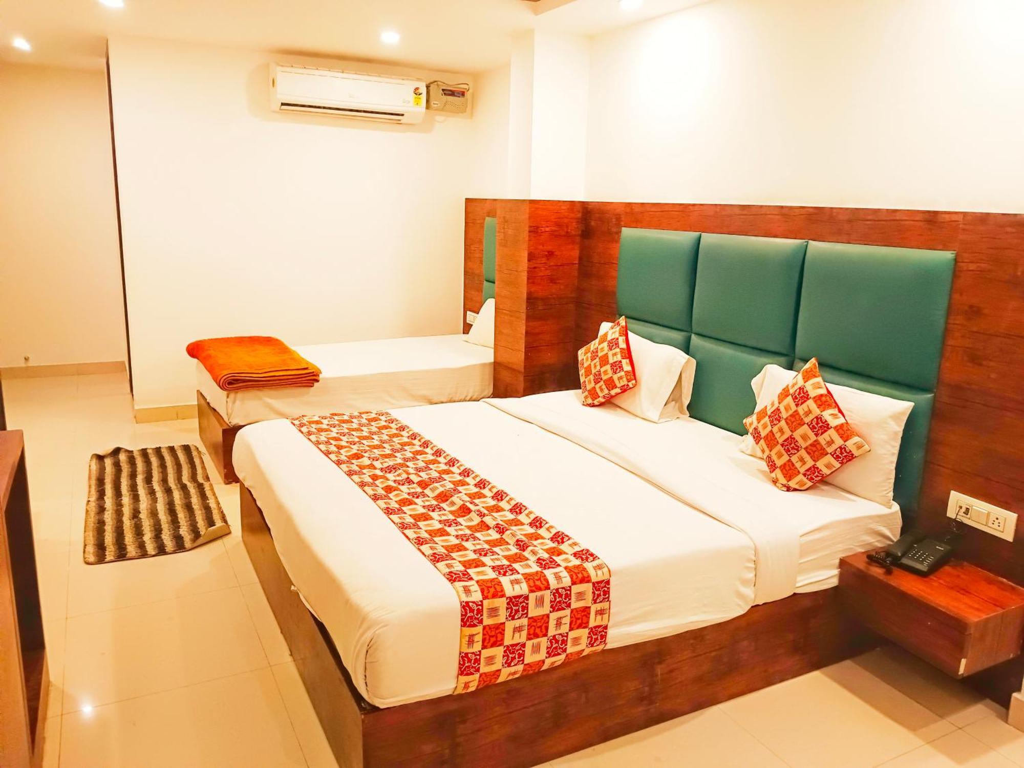 Ssd Tork Plaza Near Igi Airport Delhi 4*